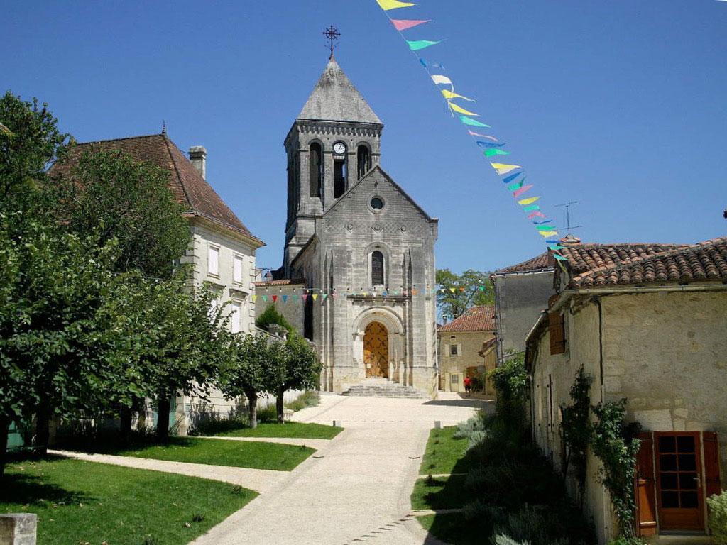 Au Pied Du Chateau Bourdeilles Exteriér fotografie